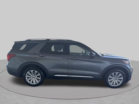 Used 2022 Ford Explorer Limited w/ Equipment Group 301A AWD/4WD image 7