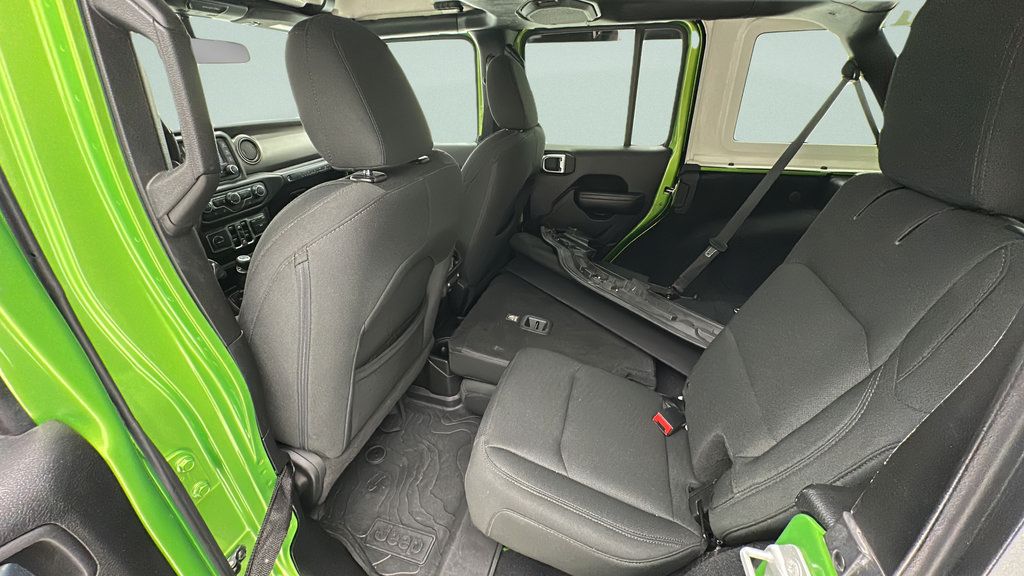Used 2018 Jeep Wrangler Unlimited Sport S AWD/4WD image 10