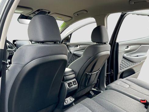 Used 2021 Hyundai Santa Fe SEL w/ Convenience Package image 6
