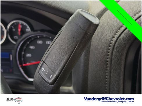 Used 2019 Chevrolet Silverado 1500 LT w/ Texas Edition AWD/4WD image 17
