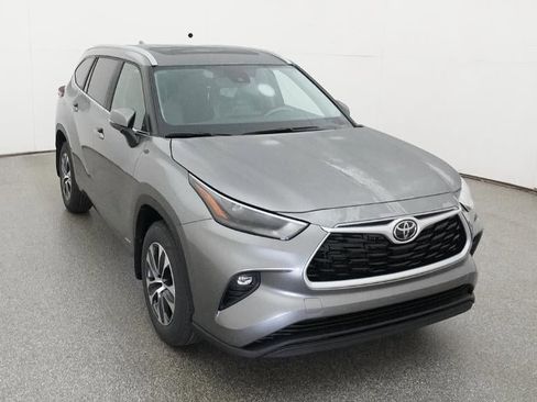 New 2026 Toyota Highlander XLE AWD/4WD image 14