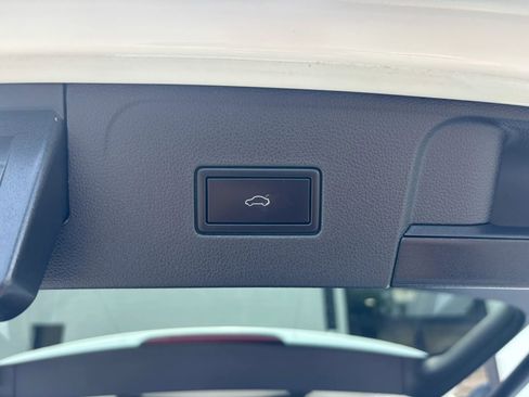 Used 2019 Volkswagen Atlas SE FWD image 85