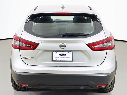 Used 2021 Nissan Rogue Sport S image 9