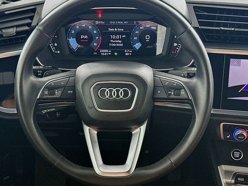 Used 2023 Audi Q3 2.0T Premium w/ Convenience Package AWD/4WD image 18