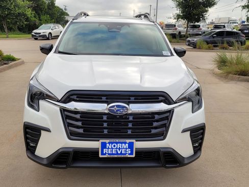 New 2026 Subaru Ascent Limited AWD/4WD image 2