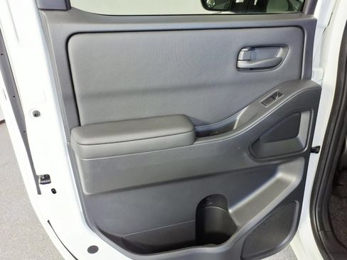 Used 2023 Nissan Frontier S w/ Technology Package RWD image 23