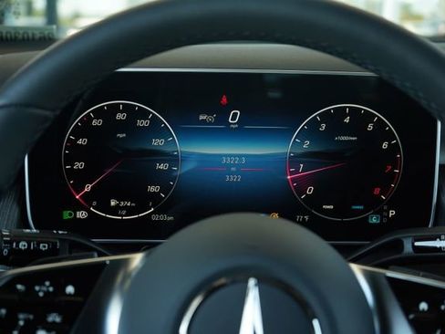 Used 2026 Mercedes-Benz GLC 300 image 17