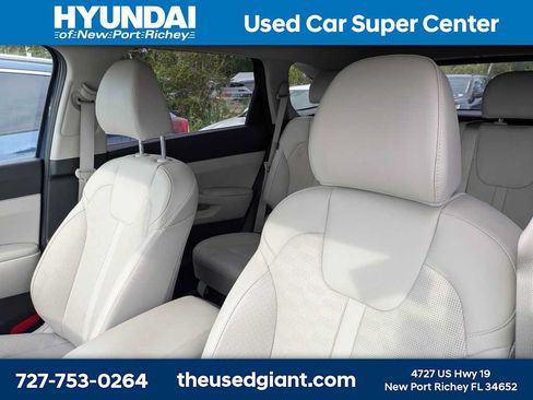 Used 2025 Kia Sorento S FWD image 3