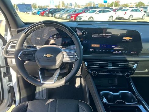 New 2026 Chevrolet Traverse High Country w/ LPO, Floor Liner Package image 35