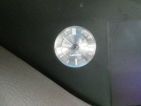 Used 2018 Lexus LS 500 AWD image 27