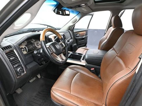 Used 2015 RAM 3500 Laramie Longhorn image 21