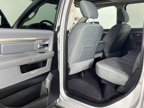Used 2019 RAM 1500 Big Horn w/ Rambox Value Package image 30