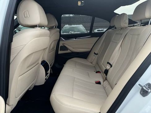 Used 2021 BMW 540i xDrive w/ M Sport Package image 20