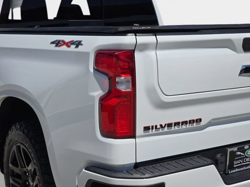 Used 2021 Chevrolet Silverado 1500 RST w/ Redline Edition AWD/4WD image 36