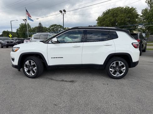 Used 2018 Jeep Compass Limited w/ Navigation Group AWD/4WD image 8