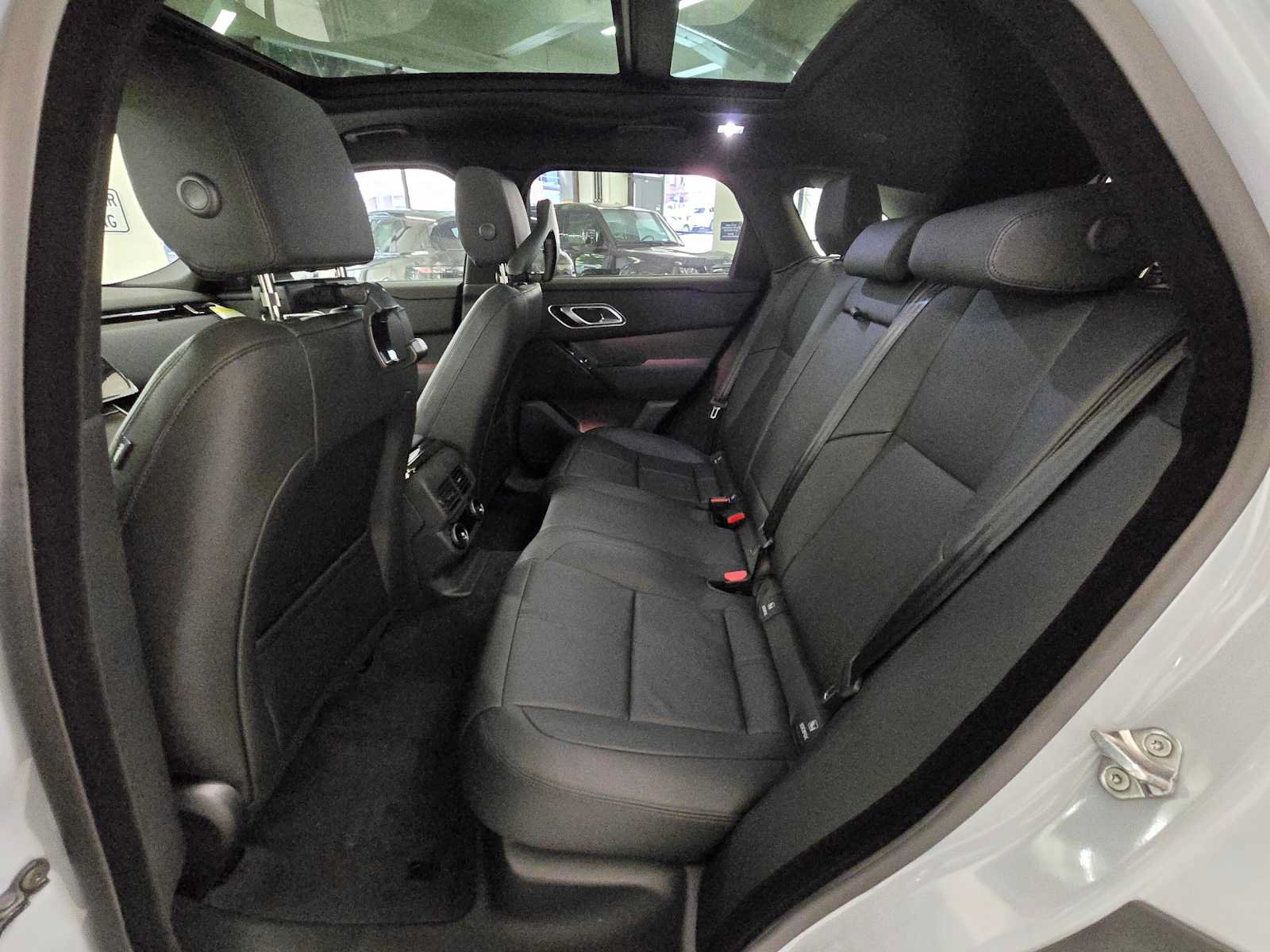New 2026 Land Rover Range Rover Velar S AWD/4WD image 15