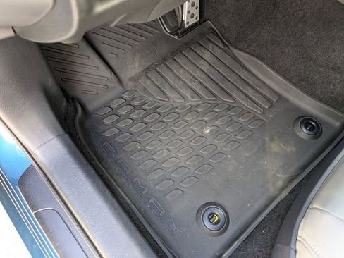 Used 2025 Toyota Camry SE w/ Convenience Package image 28