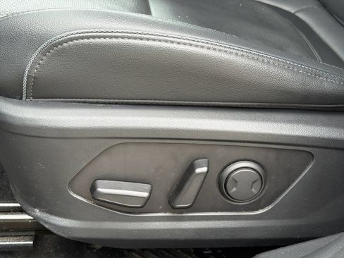 Certified 2022 Hyundai Tucson SEL w/ Convenience + Premium Package FWD image 12