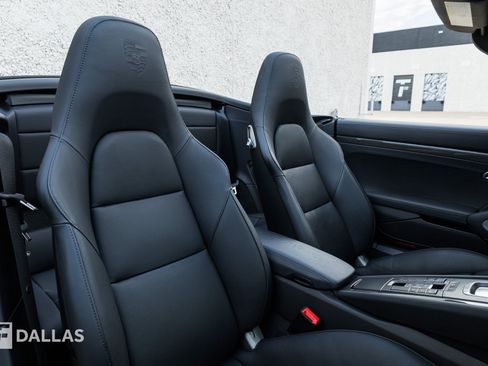 Used 2019 Porsche 911 Turbo S AWD/4WD image 39