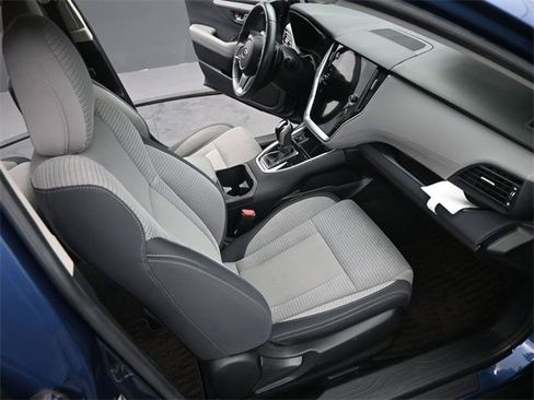 Used 2020 Subaru Outback Premium image 17