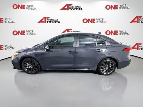 Certified 2025 Toyota Corolla SE FWD image 4