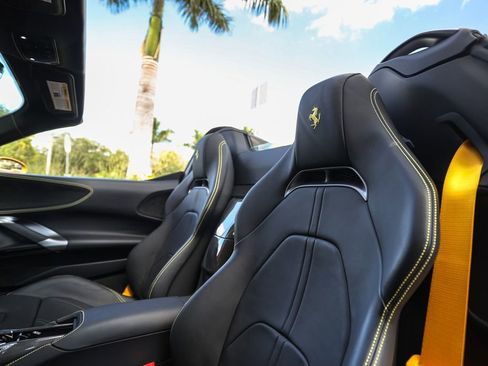 Used 2024 Ferrari SF90 Spider image 35