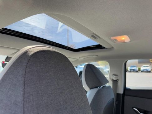 Certified 2024 Hyundai Elantra Limited image 11