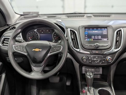 Used 2021 Chevrolet Equinox LT w/ LPO, Cargo Package AWD/4WD image 5