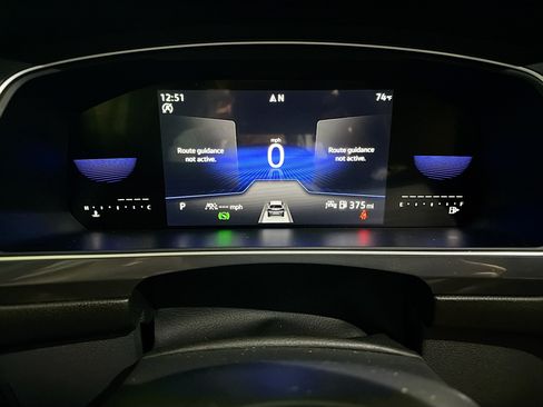 Certified 2024 Volkswagen Tiguan SE R-Line FWD image 41