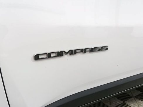 Used 2026 Jeep Compass Limited AWD/4WD image 6