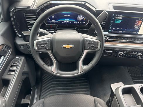 Used 2025 Chevrolet Silverado 1500 LT w/ All Star Edition Plus AWD/4WD image 17
