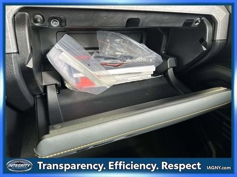 Used 2025 Toyota 4Runner Trailhunter image 30