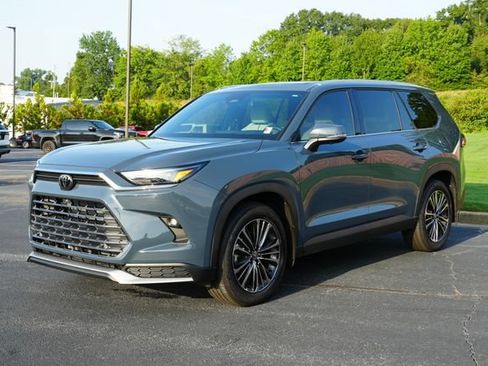 Used 2026 Toyota Grand Highlander AWD Hybrid image 3