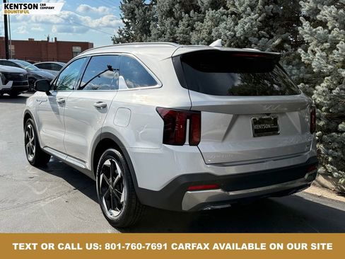 Used 2025 Kia Sorento EX image 6