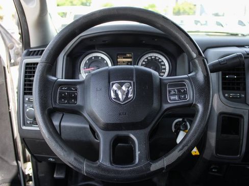Used 2014 RAM 3500 Tradesman w/ Power & Remote Entry Group RWD image 17