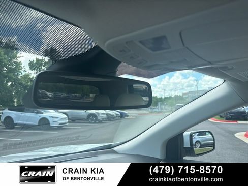 Used 2021 Ford Edge Titanium w/ Equipment Group 301A AWD/4WD image 25