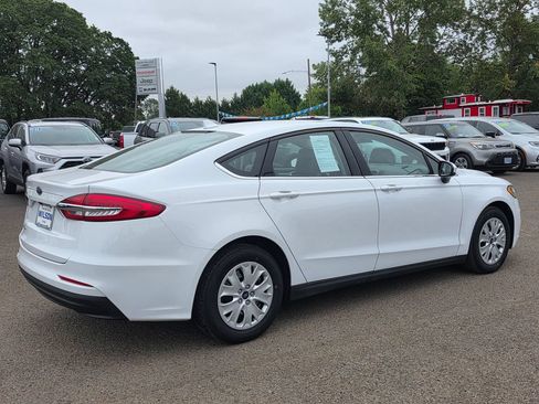 Used 2020 Ford Fusion S FWD image 27