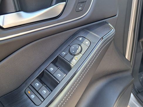 New 2026 Nissan Rogue Platinum AWD/4WD image 12