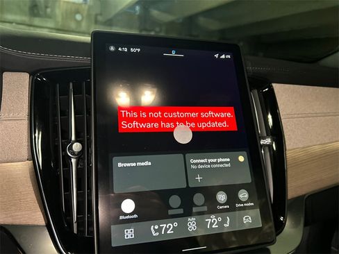 New 2026 Volvo XC90 B5 Core w/ Protection Package image 16