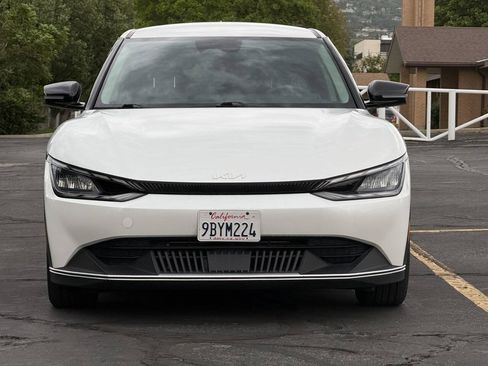 Used 2022 Kia EV6 Light RWD image 2