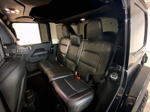 Used 2022 Jeep Wrangler Unlimited Rubicon w/ Steel Bumper Group image 20