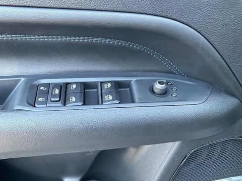 New 2026 Jeep Compass Limited image 9