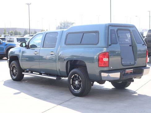 Used 2009 Chevrolet Silverado 1500 LT w/ Regional Value Package RWD image 4