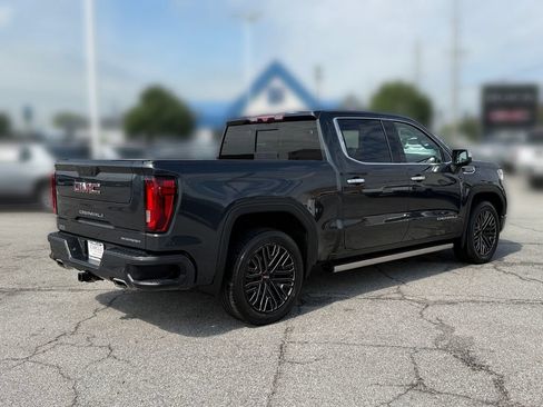Used 2022 GMC Sierra 1500 Denali w/ Denali Reserve Package AWD/4WD image 11