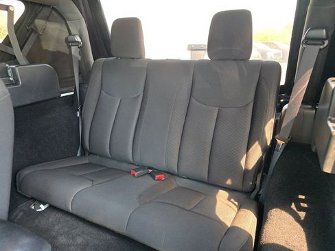 Used 2015 Jeep Wrangler Sport image 9