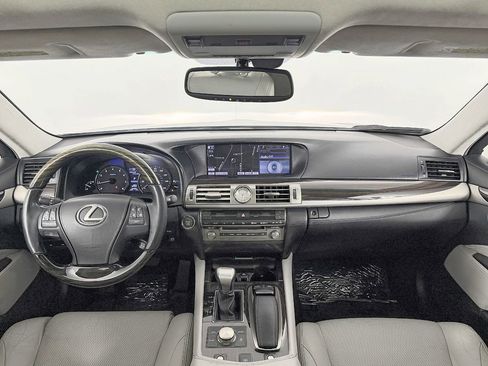 Used 2014 Lexus LS 460 w/ Comfort Package RWD image 60