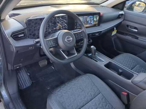 New 2026 Nissan Kicks SV w/ SV Premium Package image 12