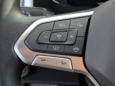 Used 2022 Volkswagen Atlas SE image 17