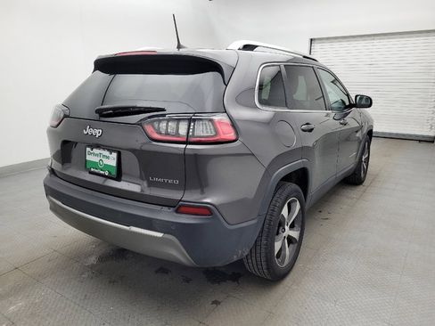 Used 2019 Jeep Cherokee Limited image 9