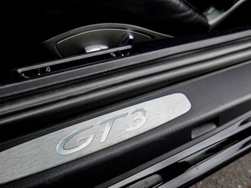 Used 2014 Porsche 911 GT3 RWD image 18